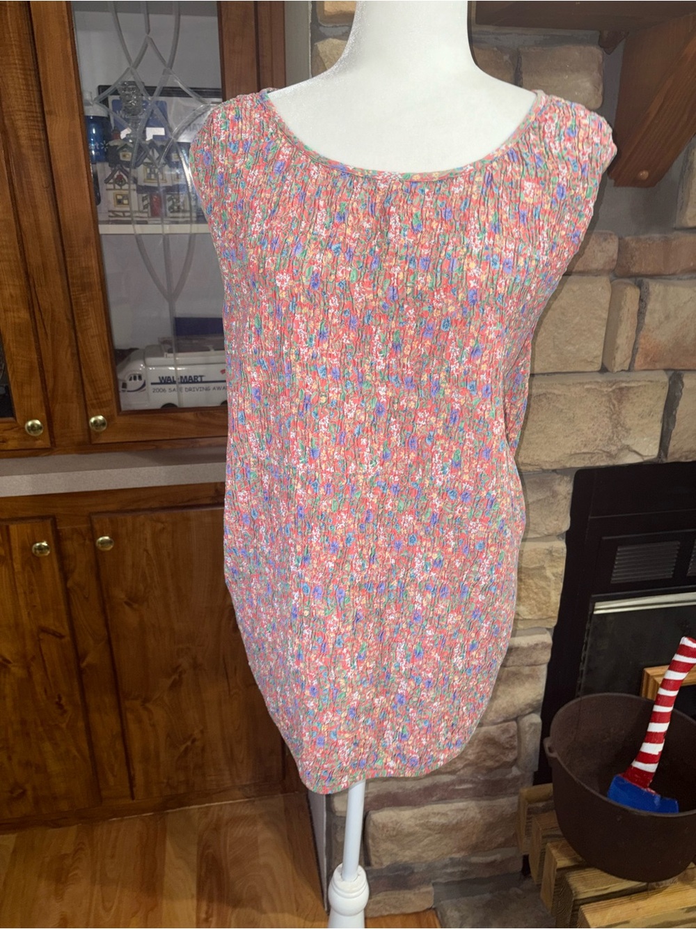Crazy Horse size 3x sleeveless muticolored coral blouse very stretchy